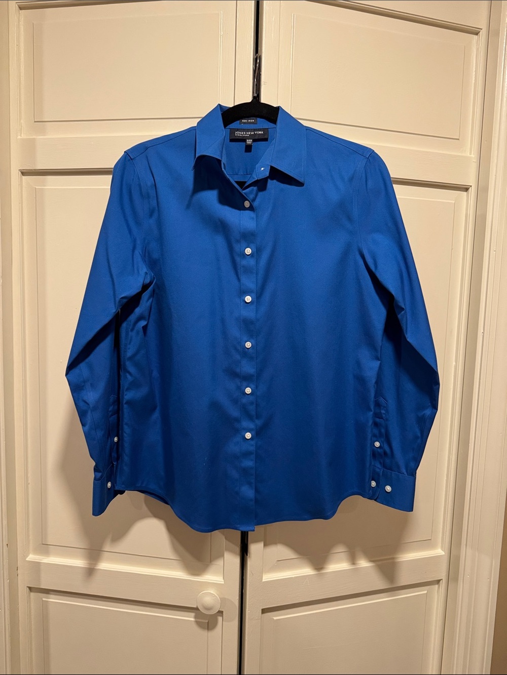 Jones New York Bright Blue Button-Up Blouse